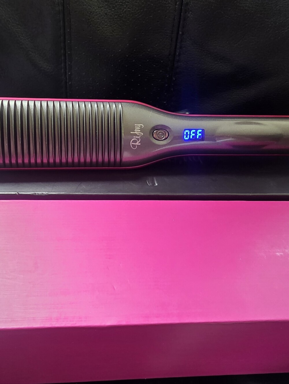 Hair Straightener Brush (RIFNEY) Like New! See Pics!